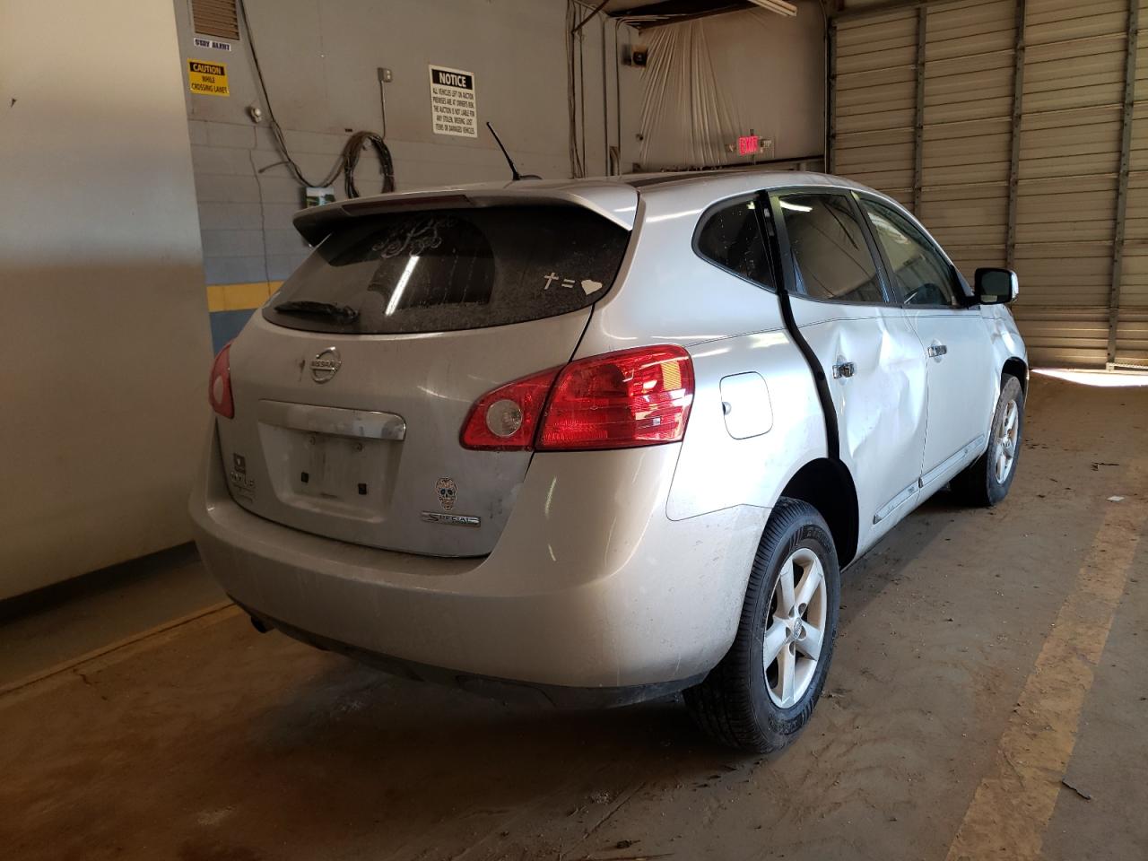 Photo 4 from auction – 2013 NISSAN ROGUE S with VIN JN8AS5MT2DW034741