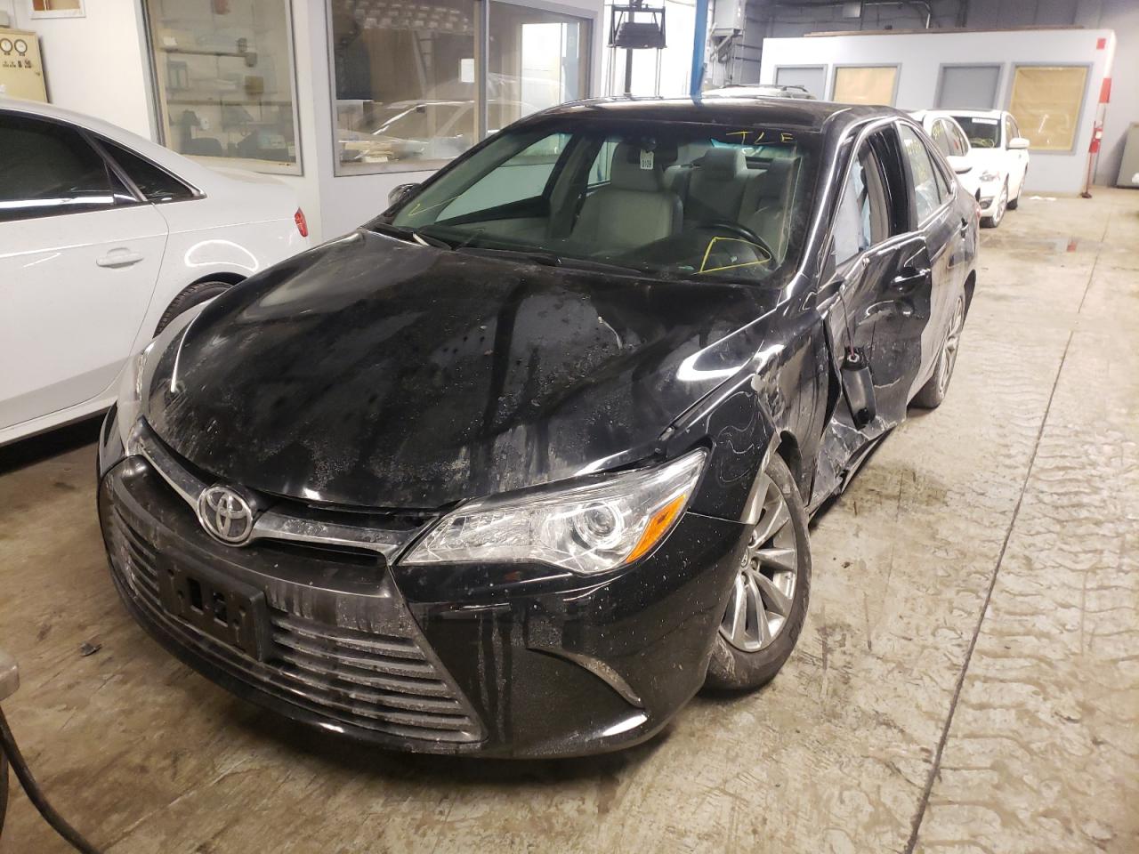 Photo 2 from auction – 2015 TOYOTA CAMRY LE with VIN 4T4BF1FK6FR497810