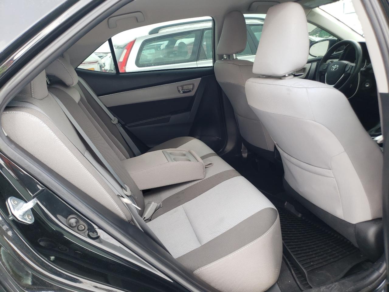 Photo 6 from auction – 2018 TOYOTA COROLLA L with VIN 2T1BURHE0JC110460