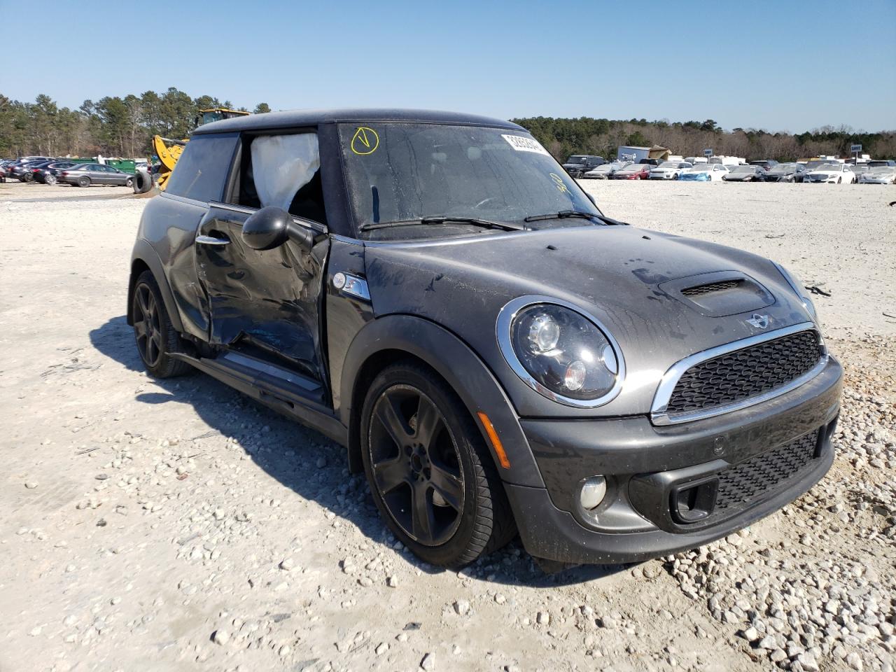 MINI COOPER S 2013 with VIN WMWSV3C59DT393856 - Photo from auction