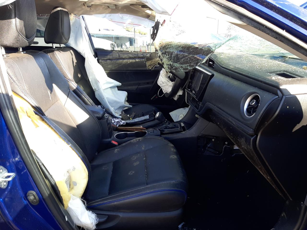 Photo 5 from auction – 2018 TOYOTA COROLLA L with VIN 2T1BURHE1JC056005