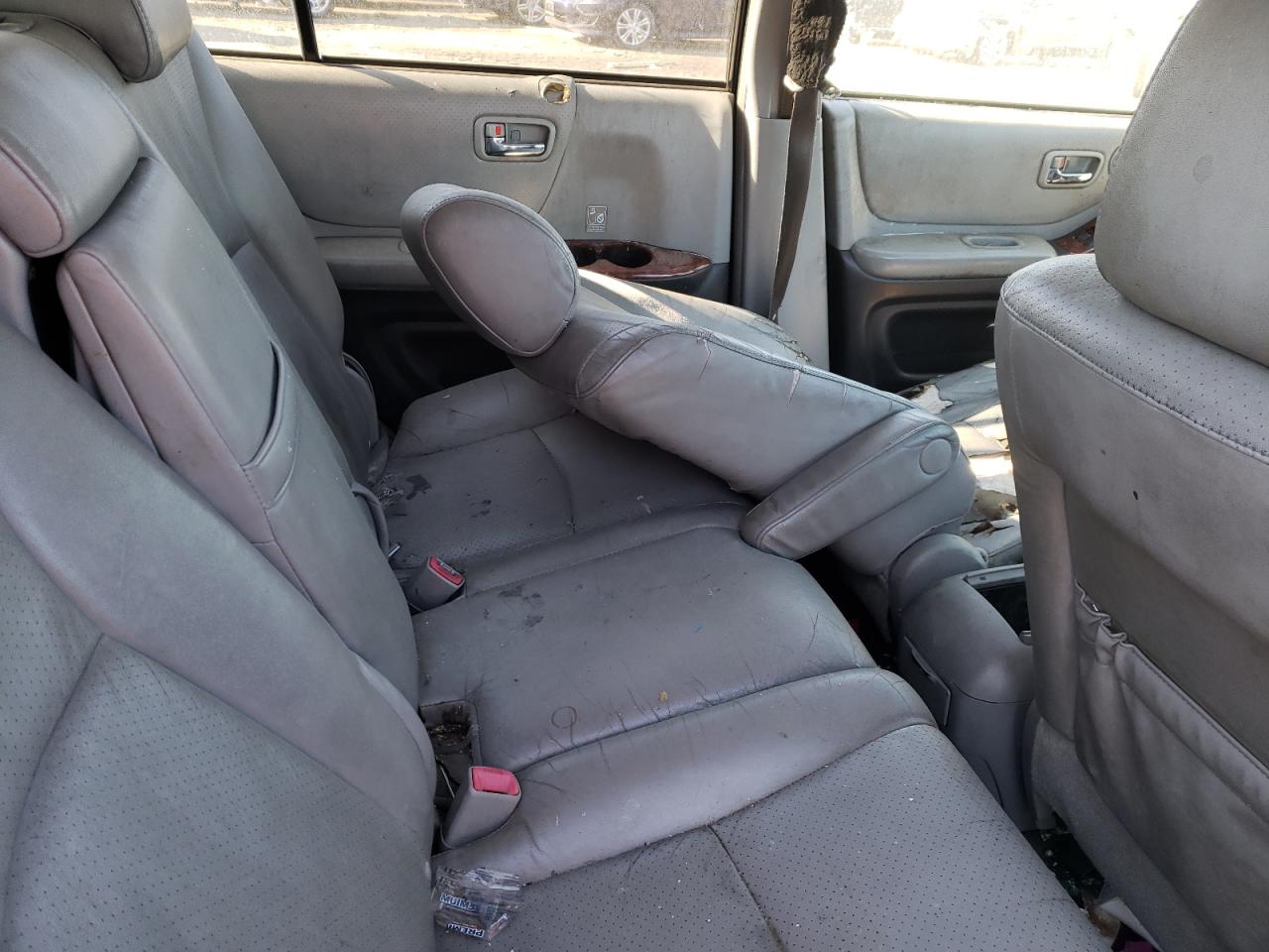Foto 6 de la subasta – 2005 TOYOTA HIGHLANDER con VIN JTEEP21A650099270