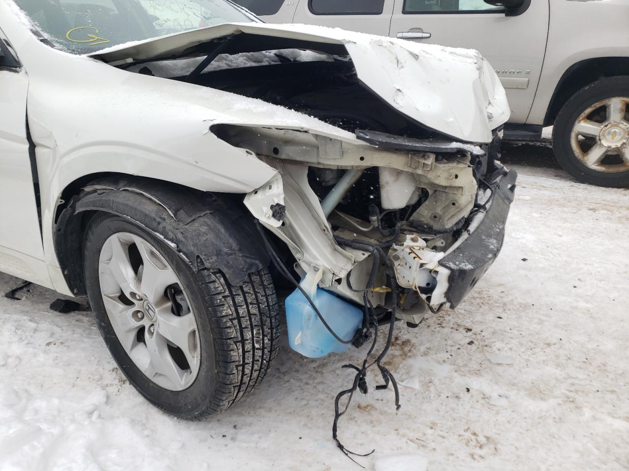 Photo 9 from auction – 2011 HONDA ACCORD CRO with VIN 5J6TF2H51BL007073