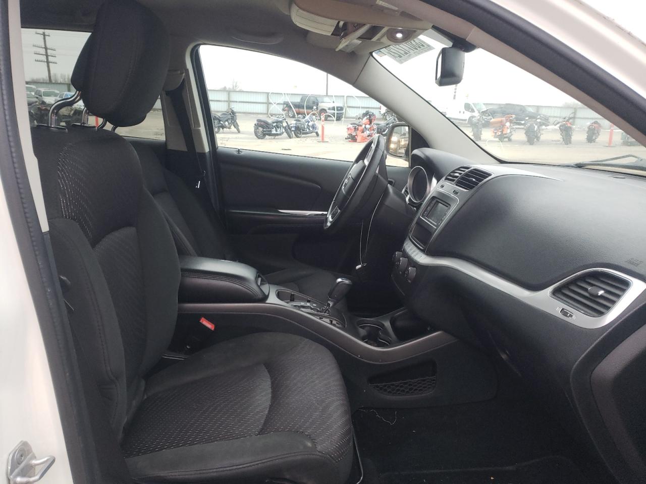 Photo 5 from auction – 2011 DODGE JOURNEY MA with VIN 3D4PG1FG3BT561645