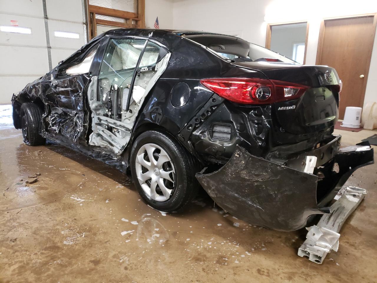 Photo 3 from auction – 2015 MAZDA 3 SV with VIN JM1BM1T79F1262436