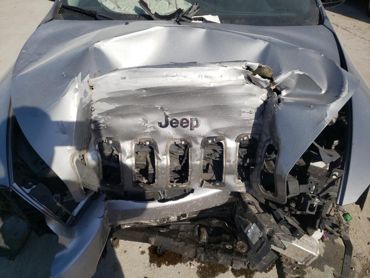 Photo 7 from auction – 2015 JEEP CHEROKEE S with VIN 1C4PJLAB9FW731822
