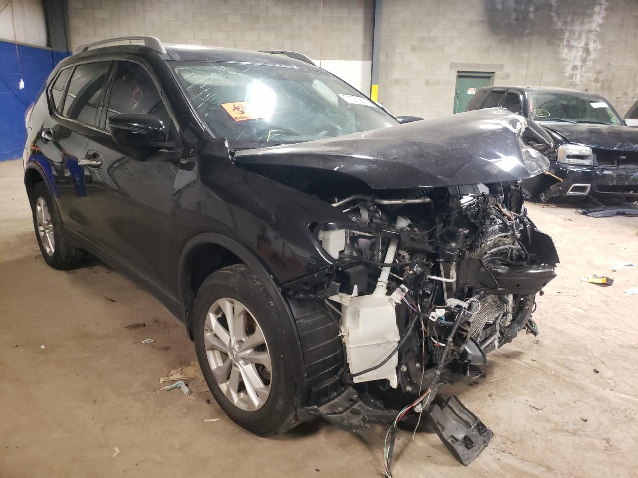 NISSAN ROGUE S 2016 with VIN KNMAT2MV5GP710820 - Photo from auction