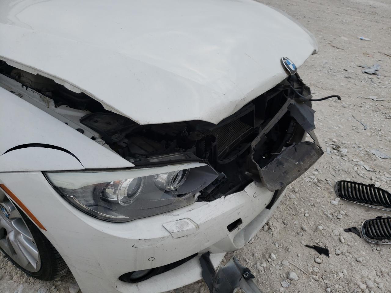 Photo 9 from auction – 2013 BMW 328 I with VIN WBADW3C52DJ527513