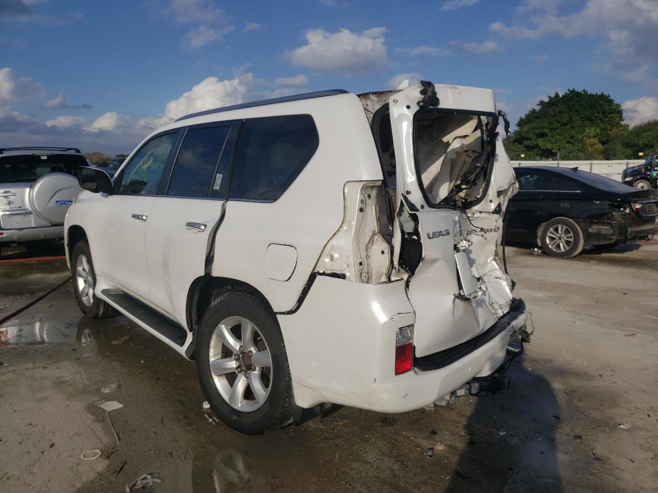 Photo 3 from auction – 2010 LEXUS GX 460 with VIN JTJBM7FX8A5014529