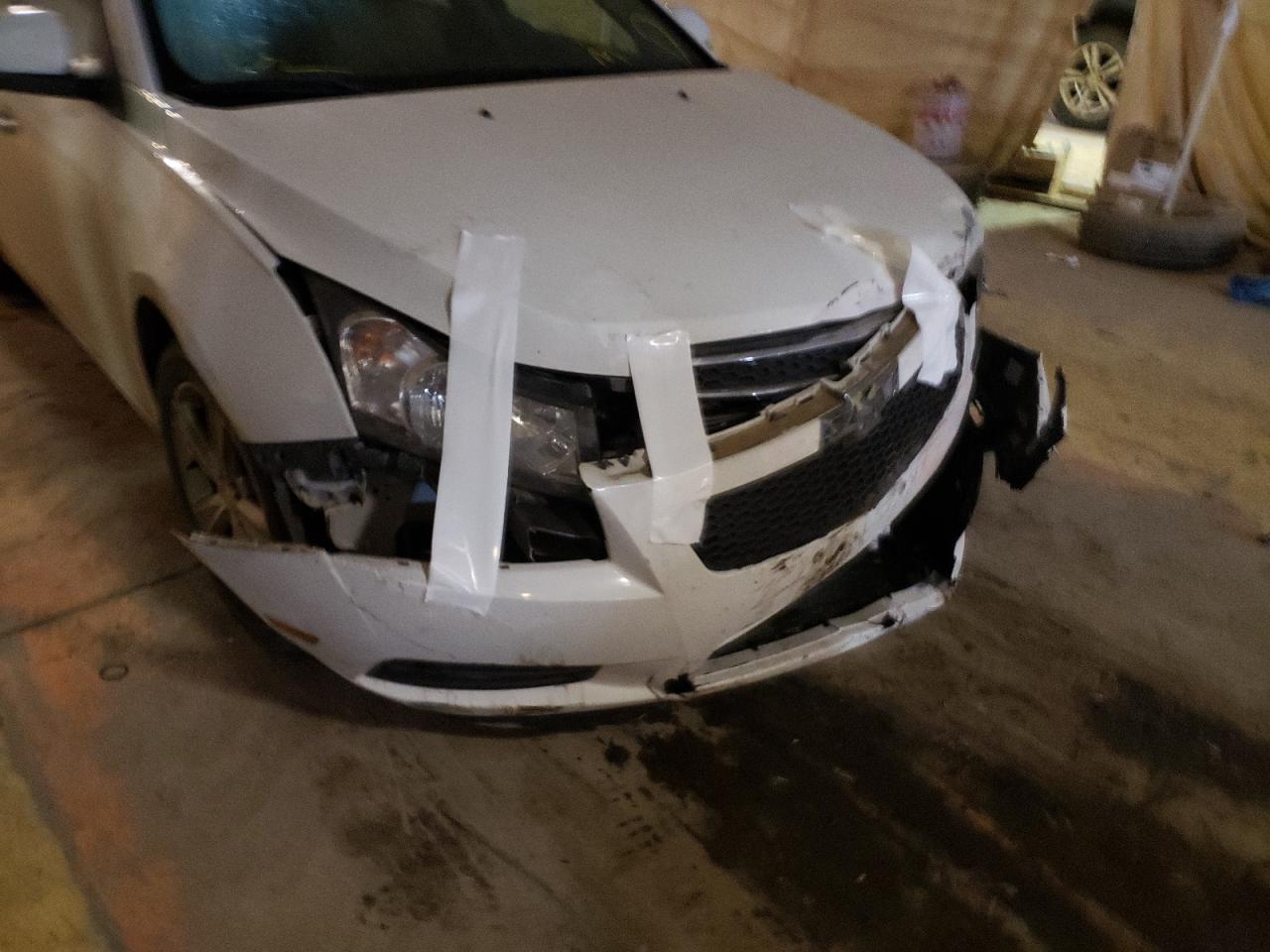 Photo 9 from auction – 2014 CHEVROLET CRUZE LT with VIN 1G1PE5SB4E7368104