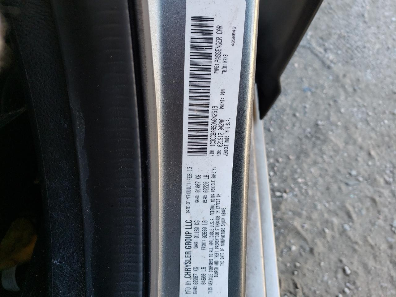 Photo 10 from auction – 2013 CHRYSLER 200 LX with VIN 1C3CCBAB9DN642519