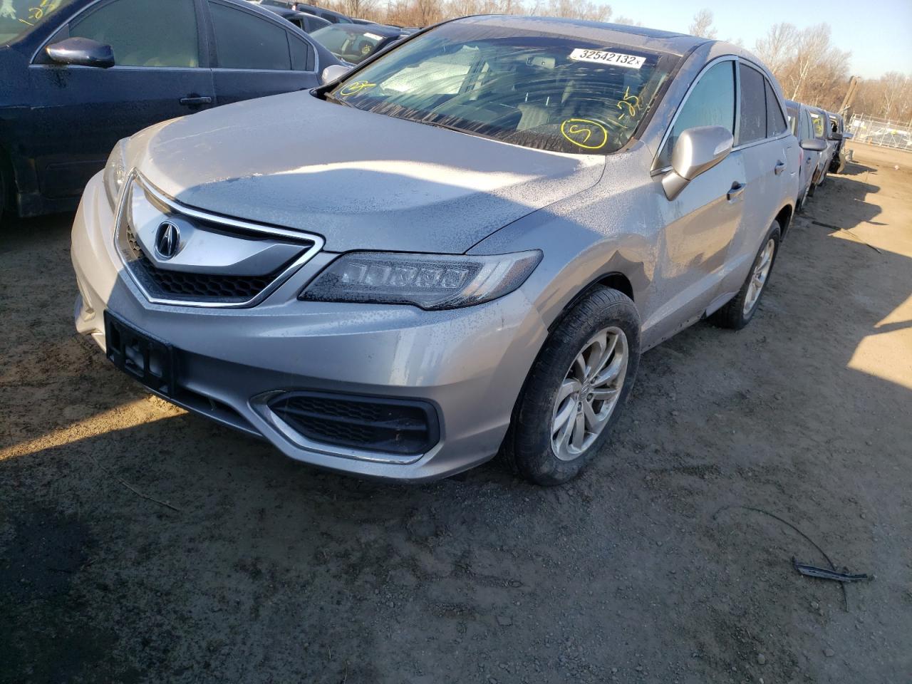 Photo 2 from auction – 2017 ACURA RDX TECHNO with VIN 5J8TB4H50HL002955