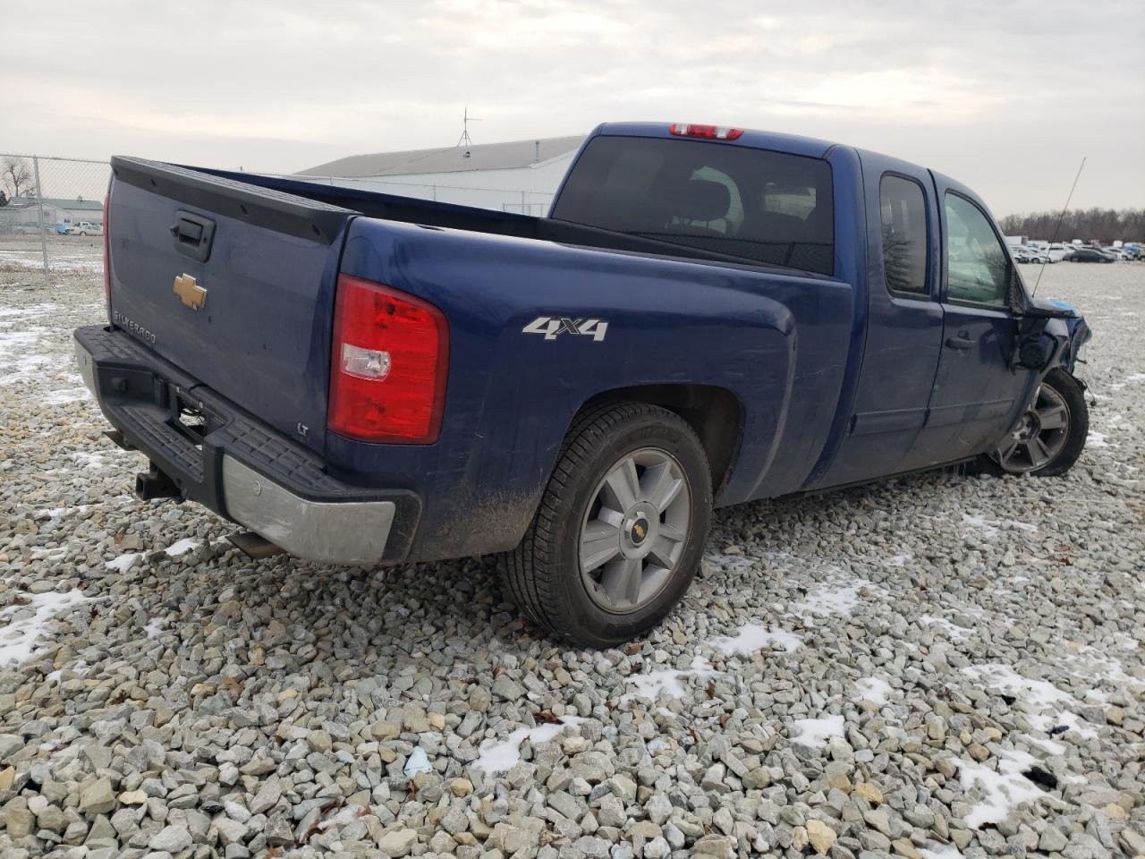 Photo 4 from auction – 2013 CHEVROLET SILVERADO with VIN 1GCRKSE77DZ133181