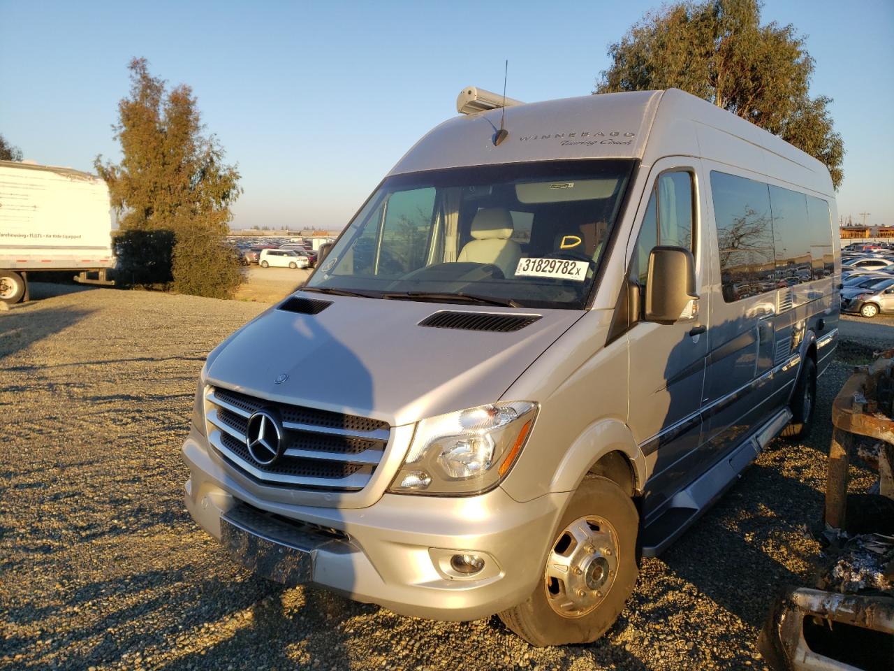 Photo 2 from auction – 2014 MERCEDES-BENZ SPRINTER 3 with VIN WDAPF4CC8E5931322