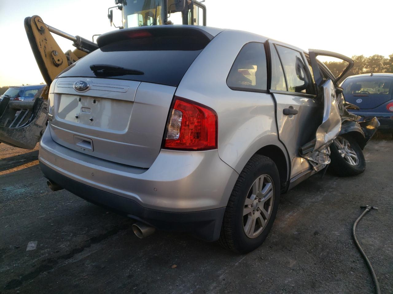Photo 4 from auction – 2012 FORD EDGE SE with VIN 2FMDK3GC6CBA18594
