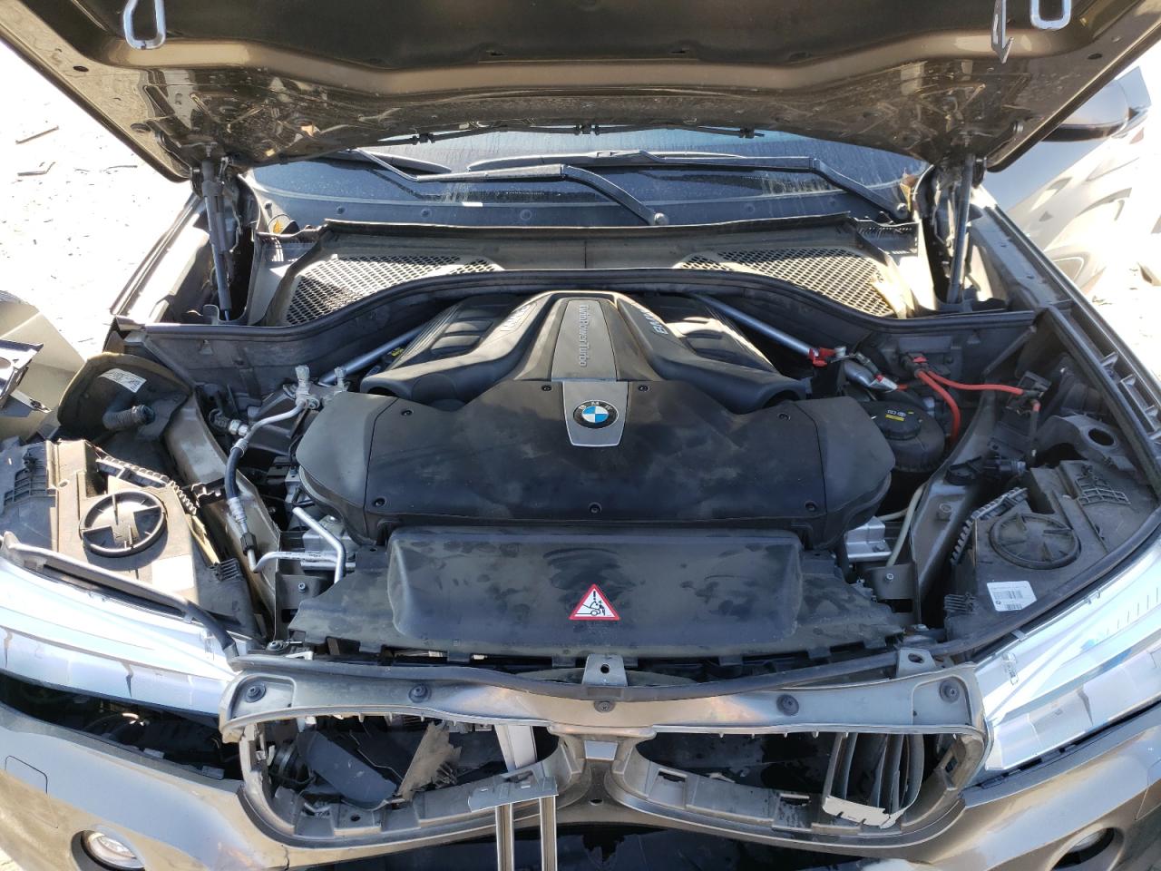 Photo 7 from auction – 2017 BMW X5 XDRIVE5 with VIN 5UXKR6C52H0J84599