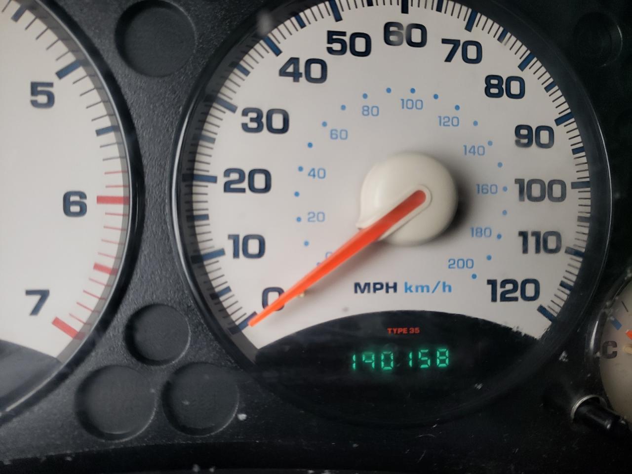 Photo 8 from auction – 2004 JEEP LIBERTY SP with VIN 1J4GL48K74W164412
