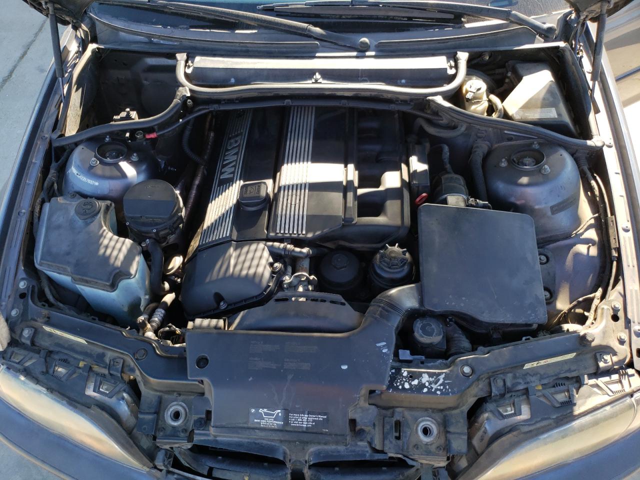 Photo 7 from auction – 2002 BMW 325 I with VIN WBAET37442NJ18871