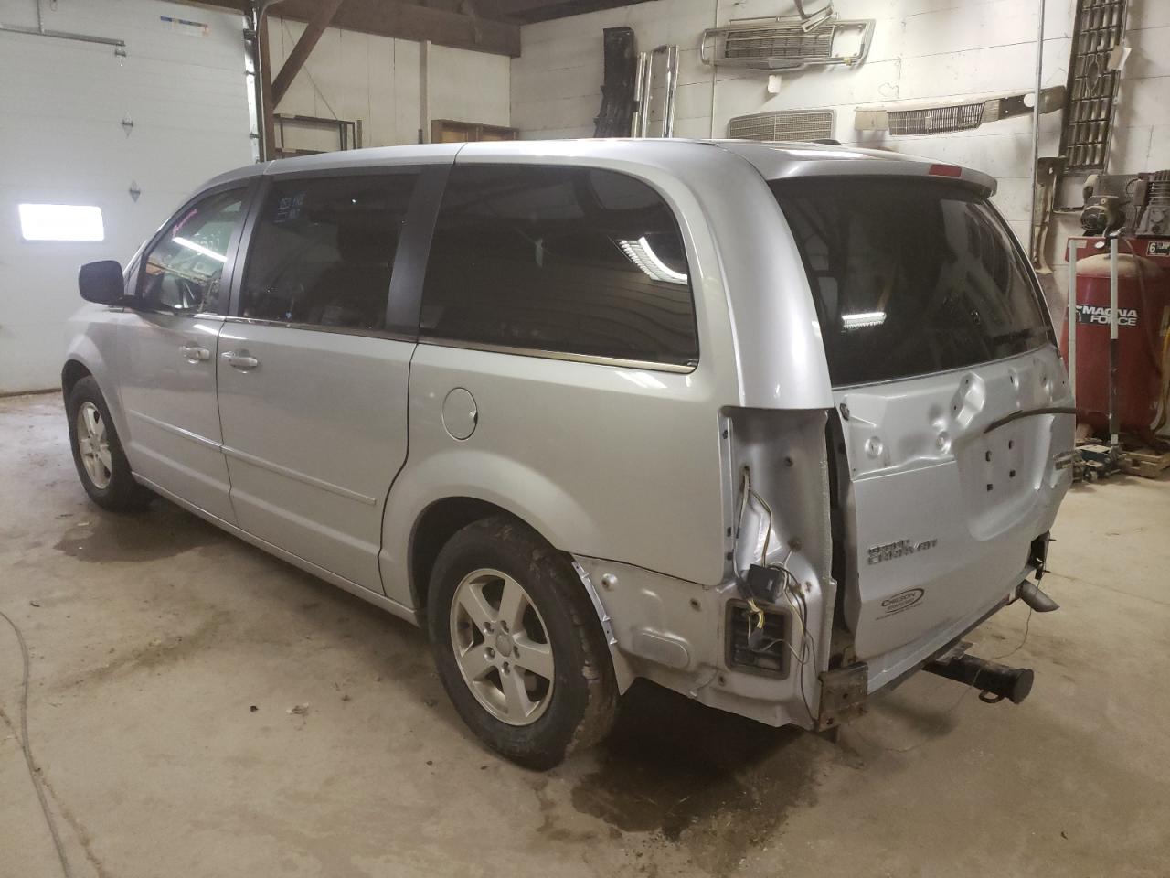 Photo 3 from auction – 2012 DODGE GRAND CARA with VIN 2C4RDGDG1CR108777