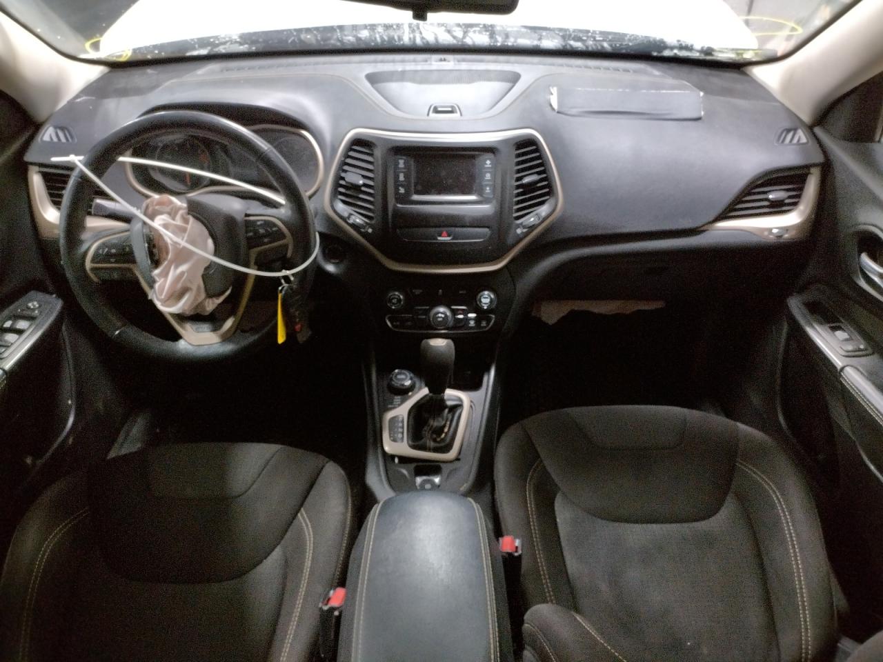 Photo 9 from auction – 2016 JEEP CHEROKEE L with VIN 1C4PJMCB6GW237311