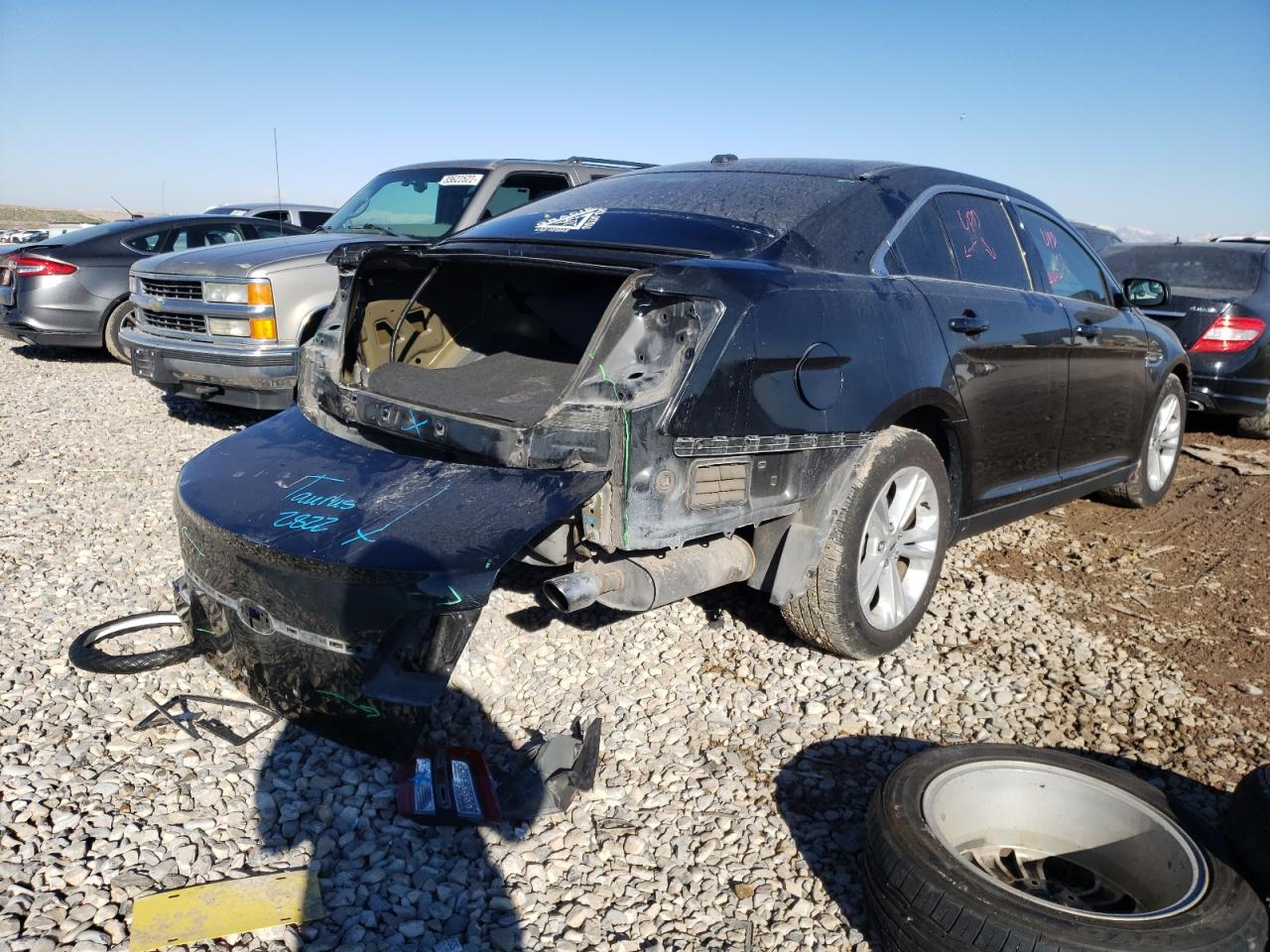 Photo 4 from auction – 2015 FORD TAURUS SEL with VIN 1FAHP2E94FG126417
