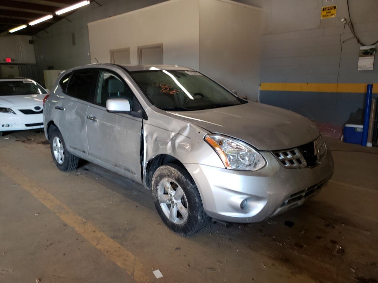 Photo 9 from auction – 2013 NISSAN ROGUE S with VIN JN8AS5MT2DW034741