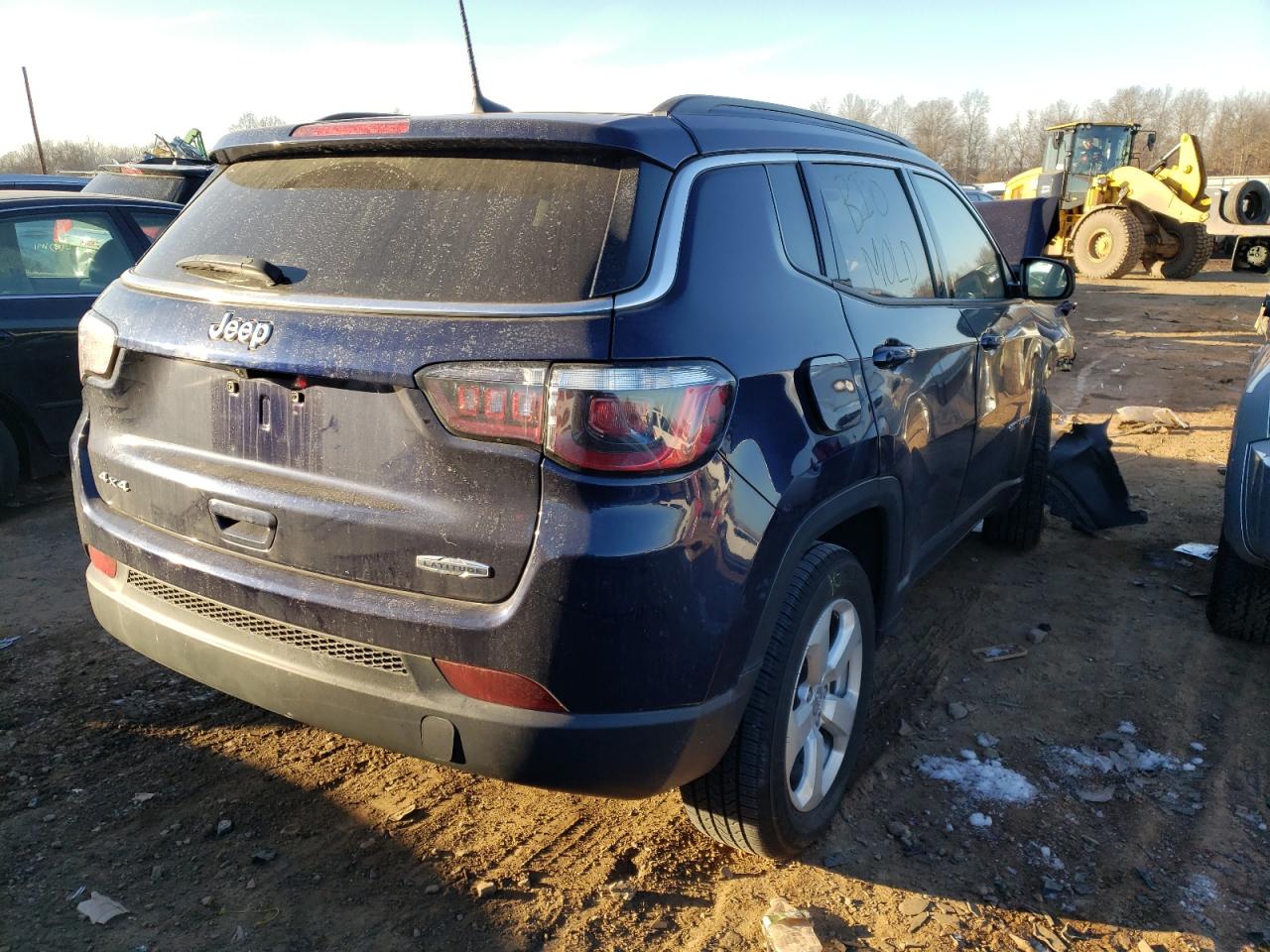 Photo 4 from auction – 2018 JEEP COMPASS LA with VIN 3C4NJDBB6JT175284