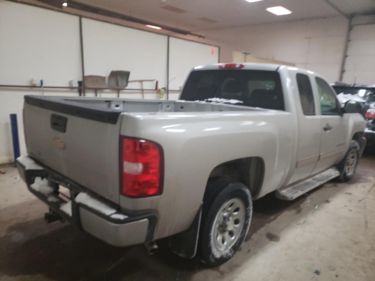 Photo 4 from auction – 2009 CHEVROLET SILVERADO with VIN 1GCEC19C29Z225688