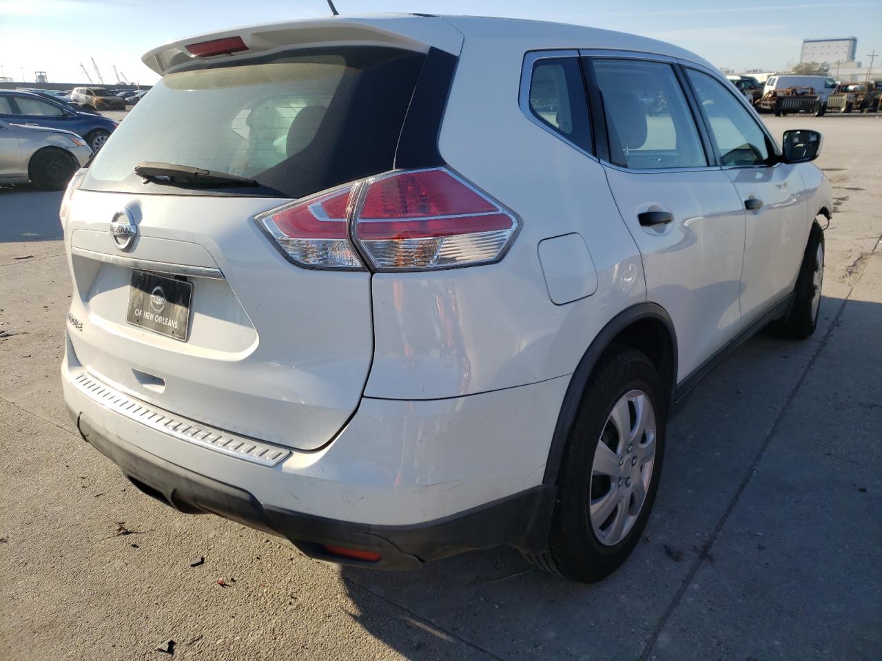 Foto 4 de la subasta – 2016 NISSAN ROGUE S con VIN KNMAT2MT8GP663734