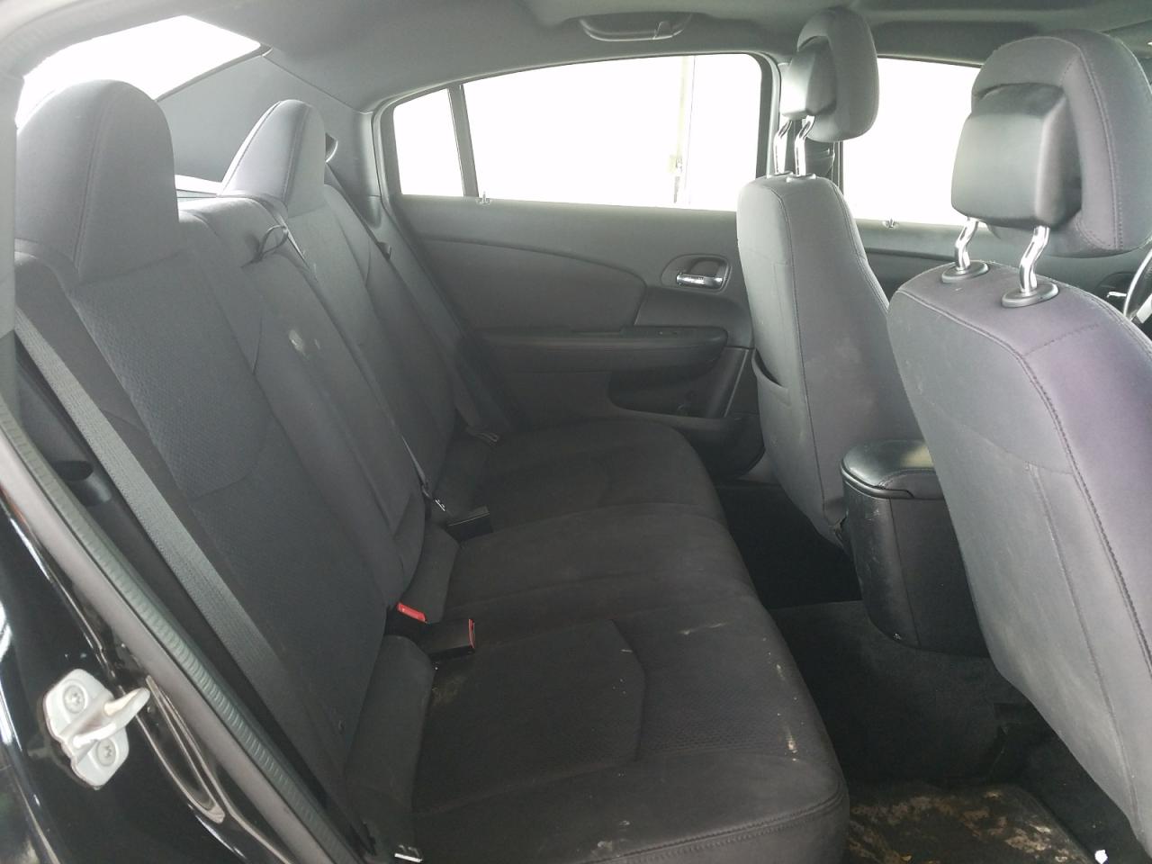 Photo 6 from auction – 2013 CHRYSLER 200 TOURIN with VIN 1C3CCBBG5DN738870