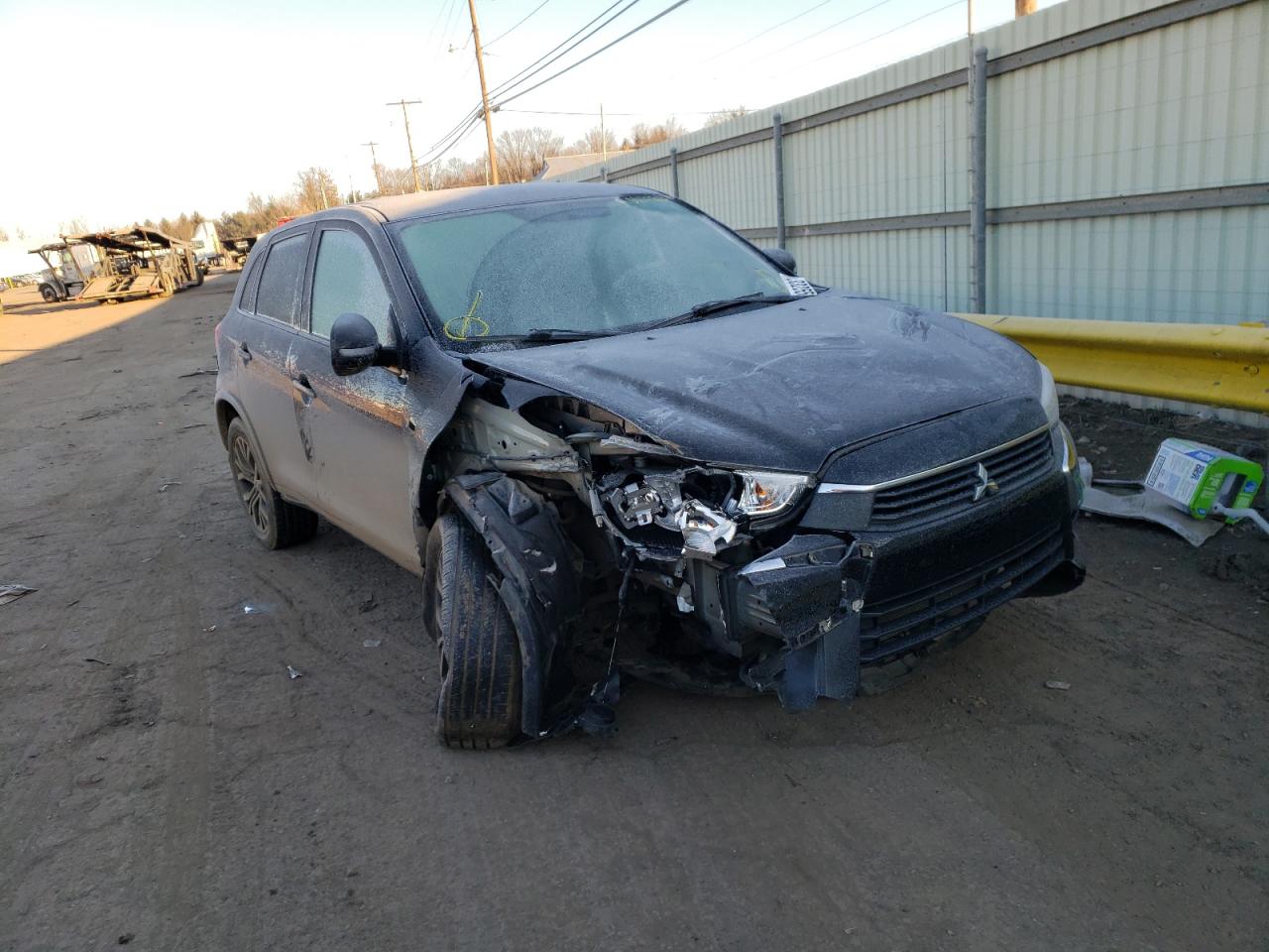 Photo 1 from auction – 2017 MITSUBISHI OUTLANDER with VIN JA4AP3AUXHZ009759
