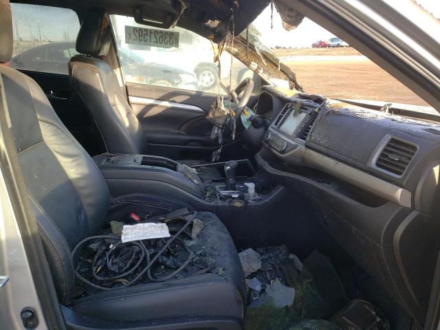 Photo 5 from auction – 2018 TOYOTA HIGHLANDER with VIN 5TDJZRFH4JS545628
