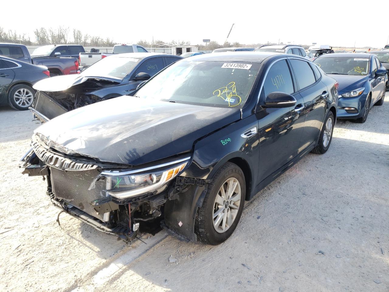 Photo 2 from auction – 2018 KIA OPTIMA LX with VIN 5XXGT4L35JG220169