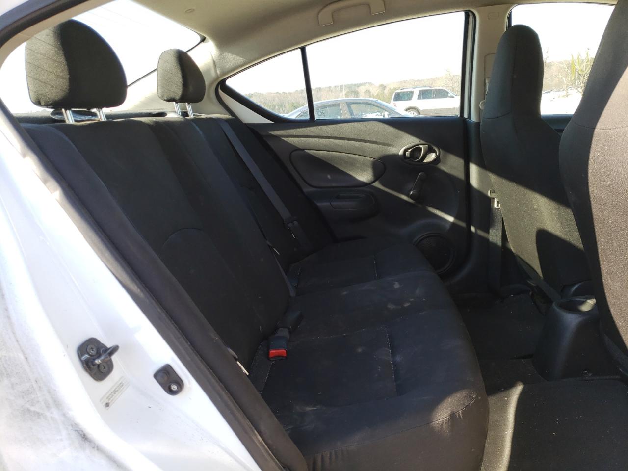 Photo 6 from auction – 2016 NISSAN VERSA S with VIN 3N1CN7AP6GL818321