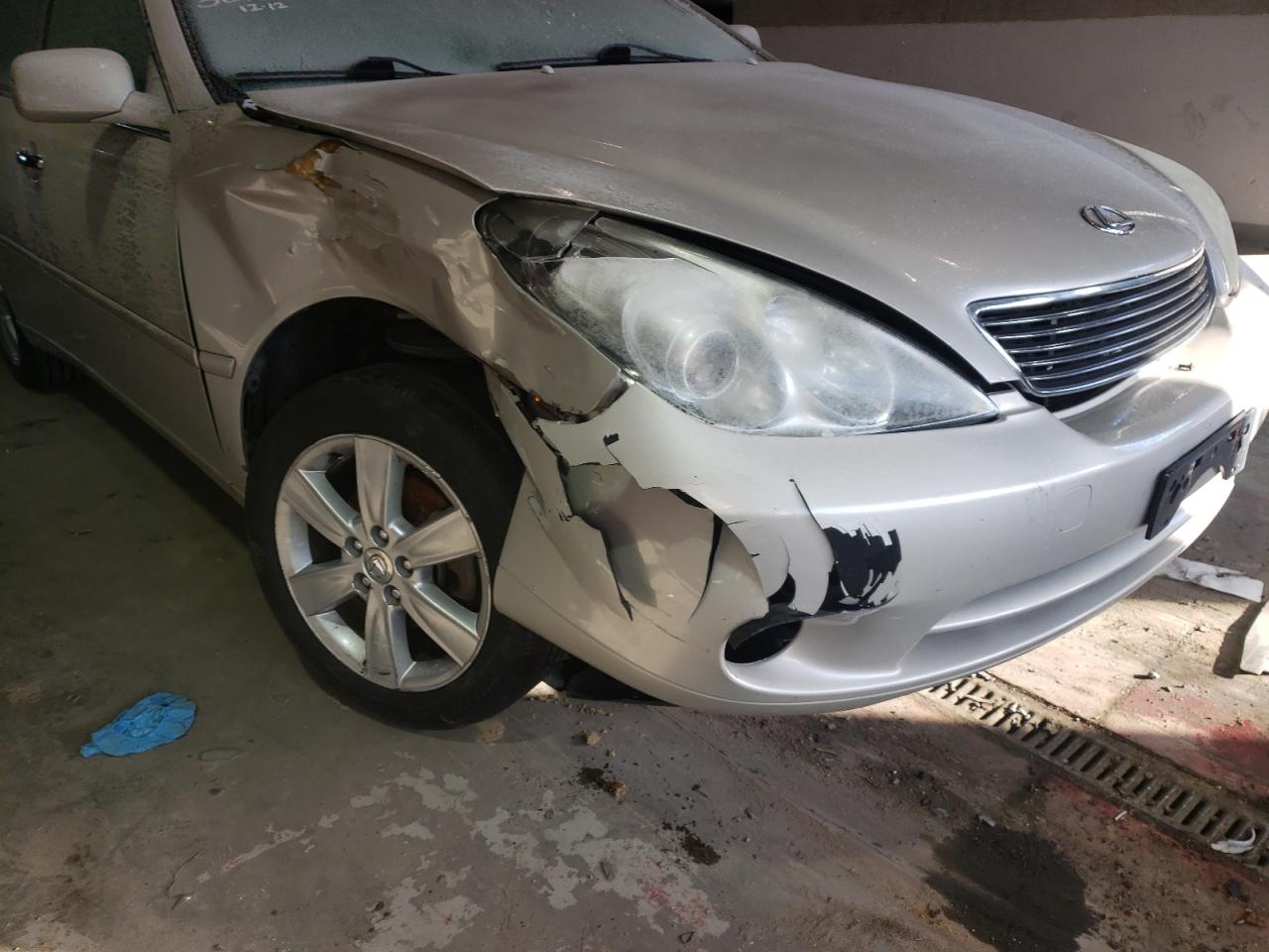 Photo 9 from auction – 2005 LEXUS ES 330 with VIN JTHBA30G055081742