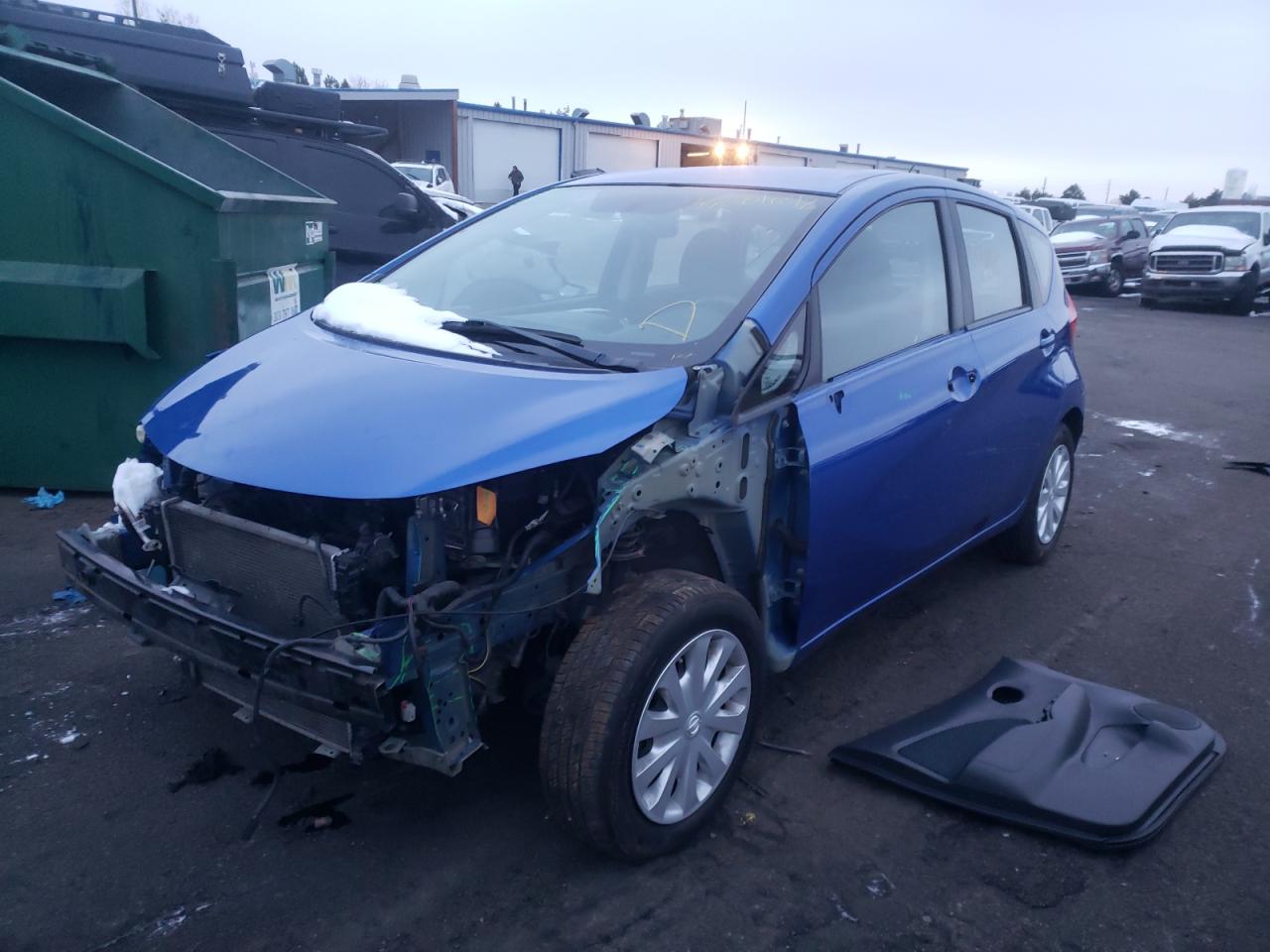 Photo 2 from auction – 2015 NISSAN VERSA NOTE with VIN 3N1CE2CP4FL434097