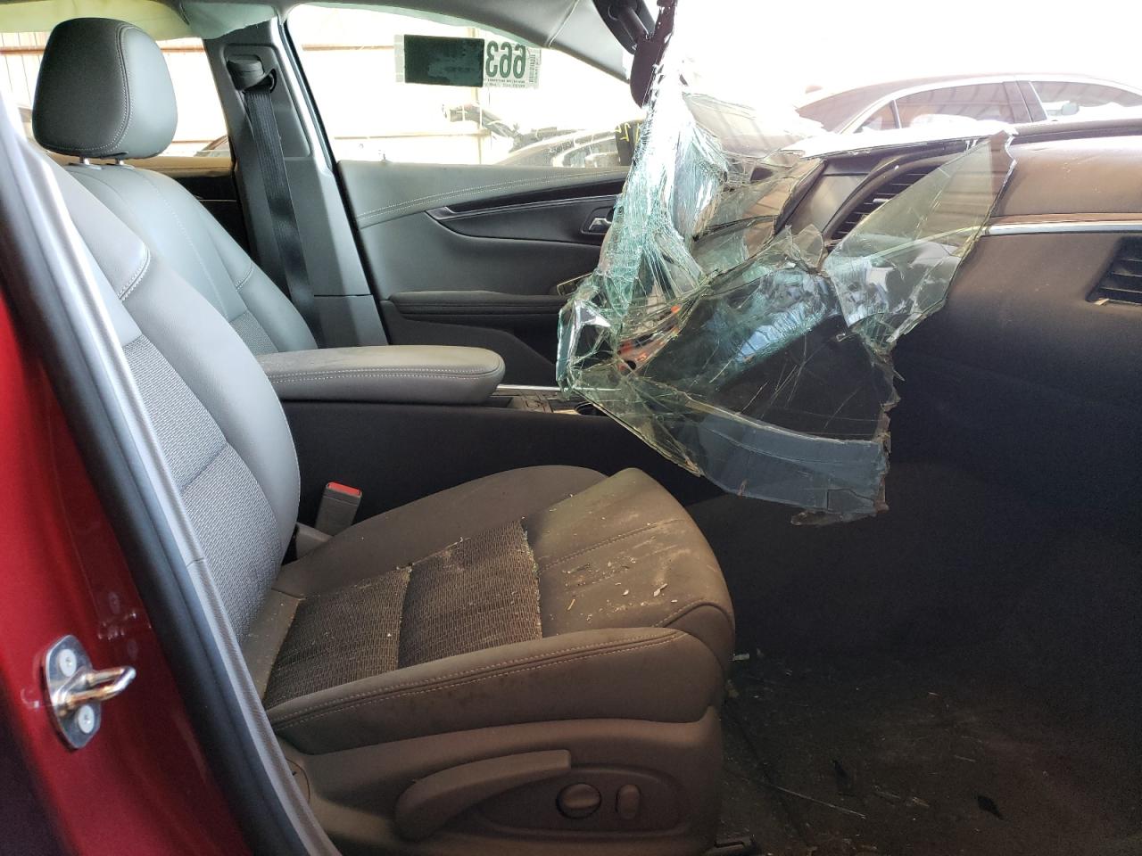 Photo 5 from auction – 2018 CHEVROLET IMPALA LT with VIN 2G1105S36J9122533