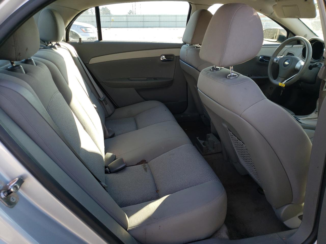 Photo 6 from auction – 2011 CHEVROLET MALIBU LS with VIN 1G1ZA5EU3BF354634