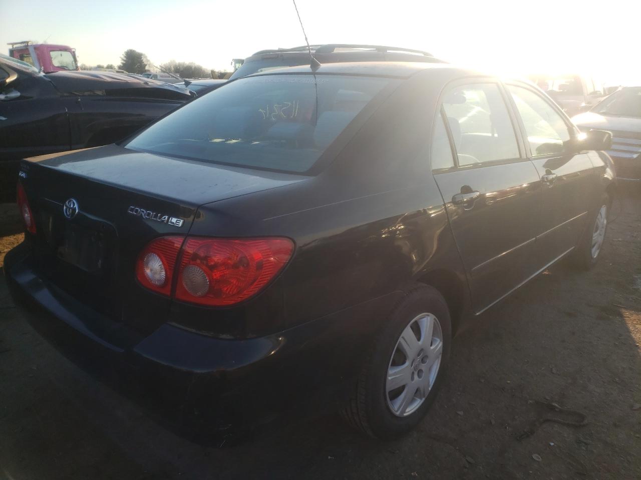 Photo 4 from auction – 2005 TOYOTA COROLLA CE with VIN 2T1BR30E15C425526