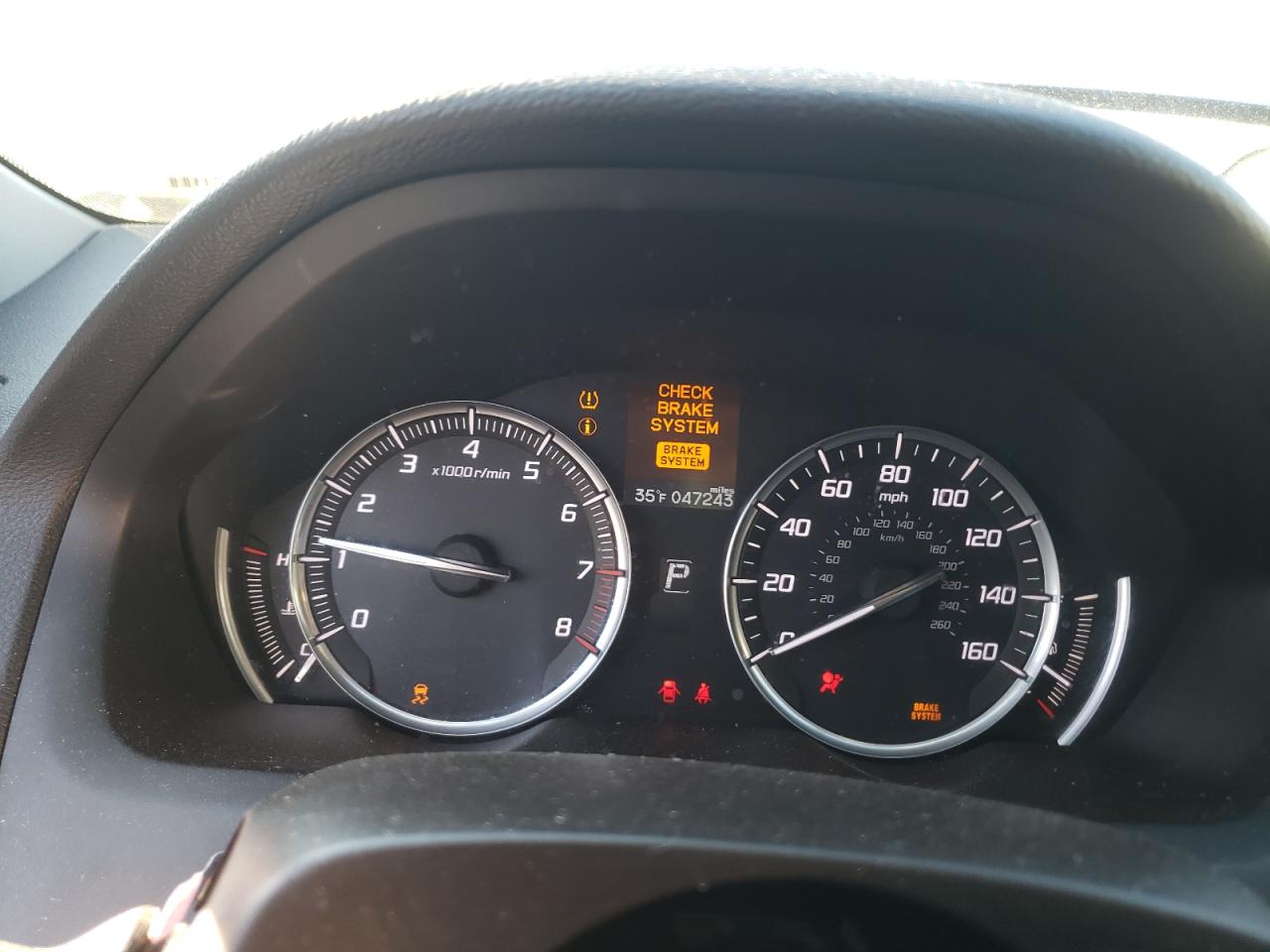 Photo 8 from auction – 2015 ACURA TLX with VIN 19UUB1F30FA006341