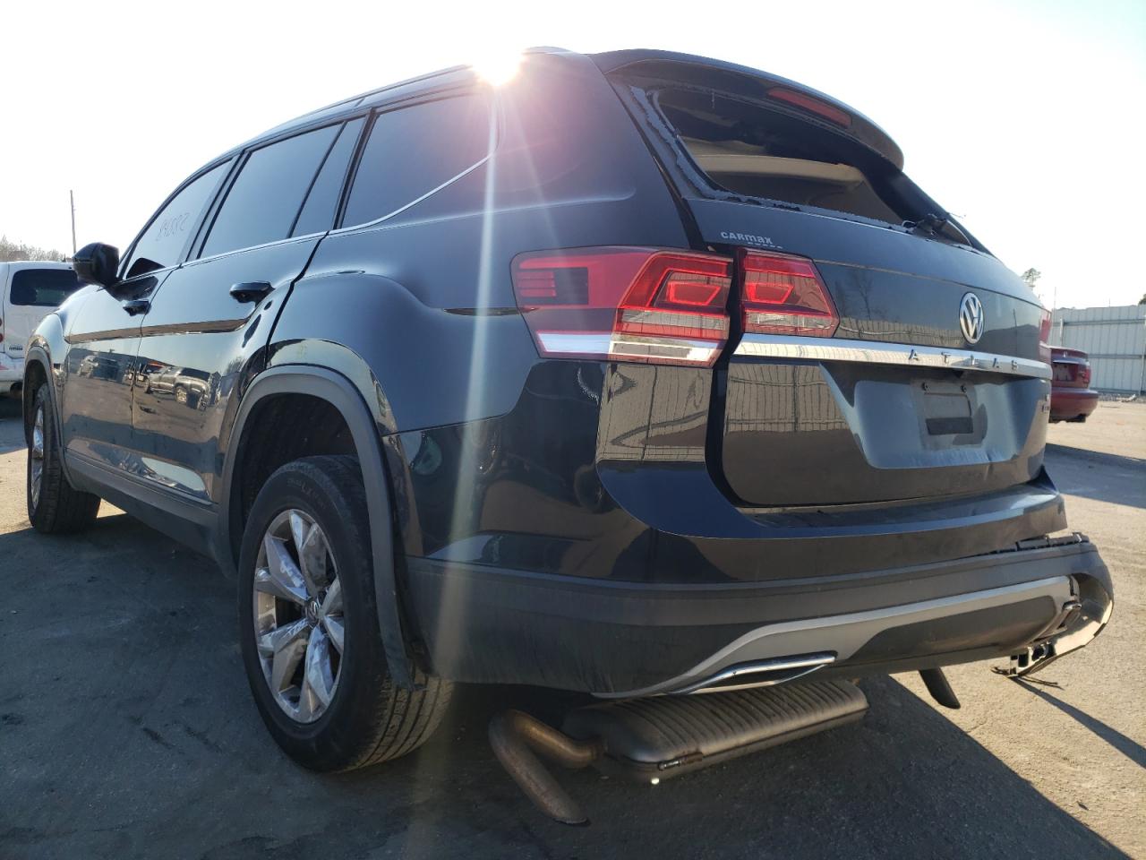 Photo 3 from auction – 2018 VOLKSWAGEN ATLAS with VIN 1V2HR2CA1JC501048