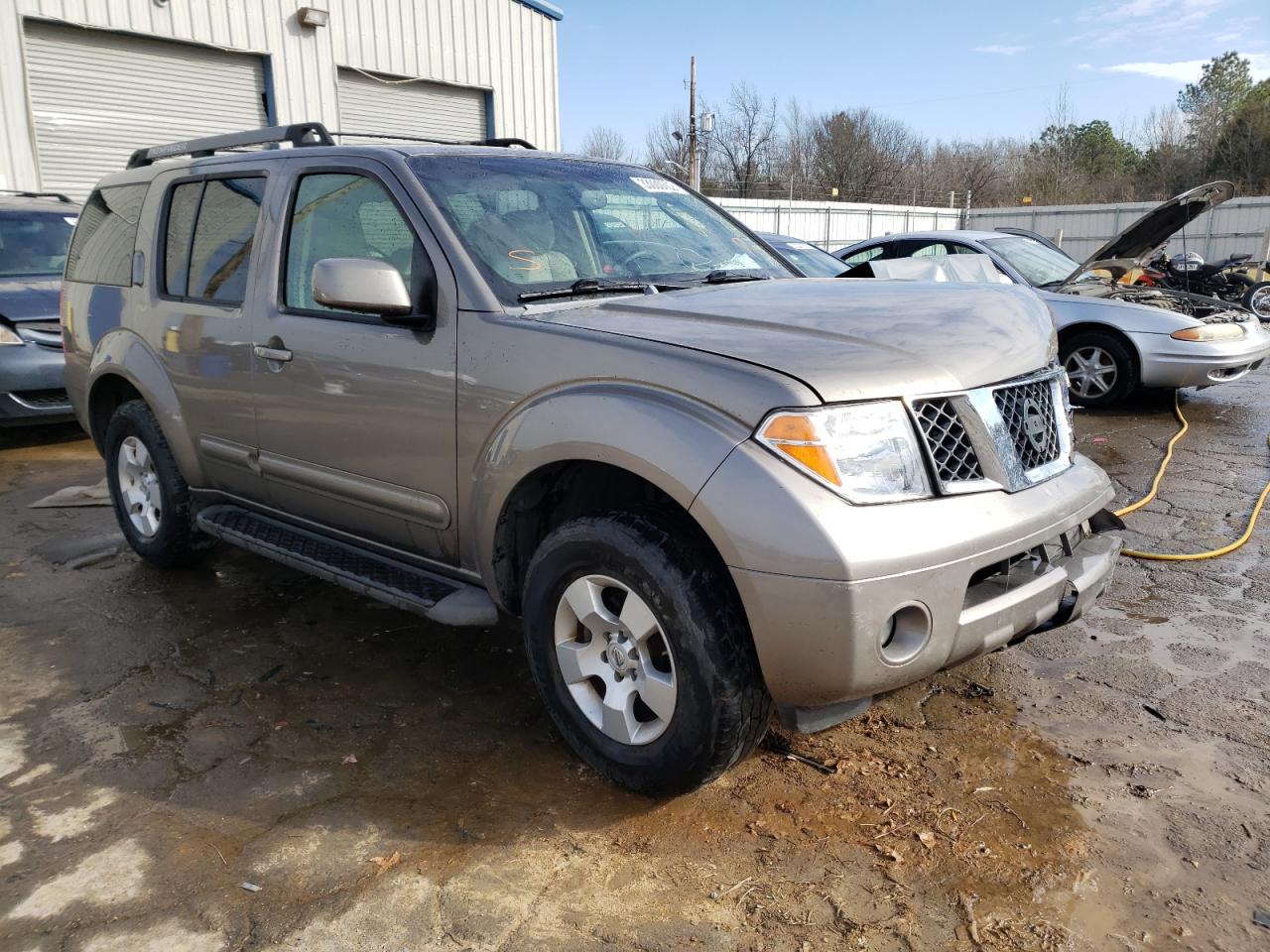 NISSAN PATHFINDER 2006 with VIN 5N1AR18U36C628595 - Photo from auction