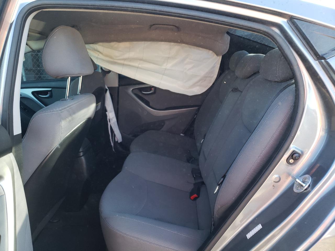 Photo 6 from auction – 2016 HYUNDAI ELANTRA SE with VIN KMHDH4AEXGU621997