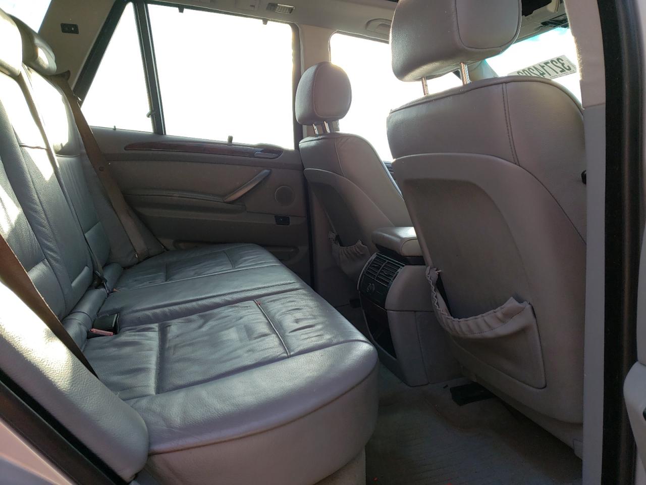 Photo 6 from auction – 2006 BMW X5 3.0I with VIN 5UXFA13526LY27119