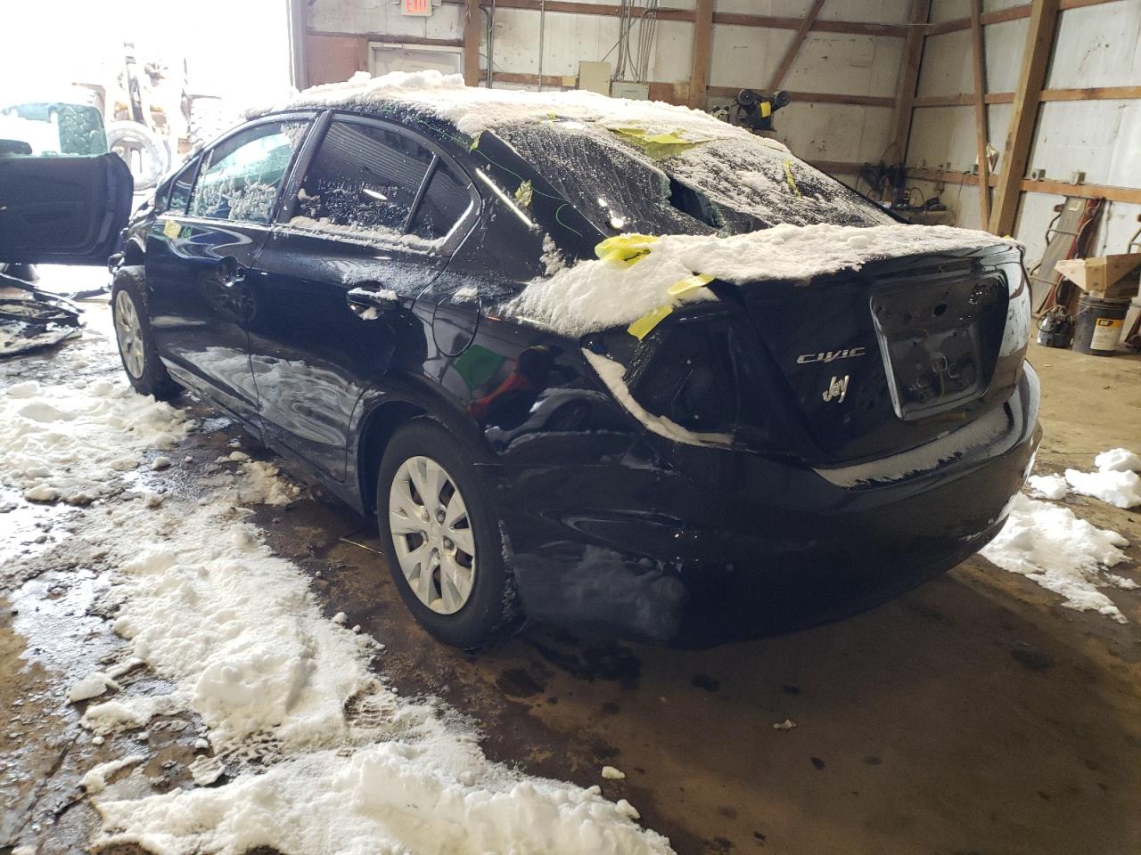 Photo 3 from auction – 2012 HONDA CIVIC LX with VIN 19XFB2F55CE033199