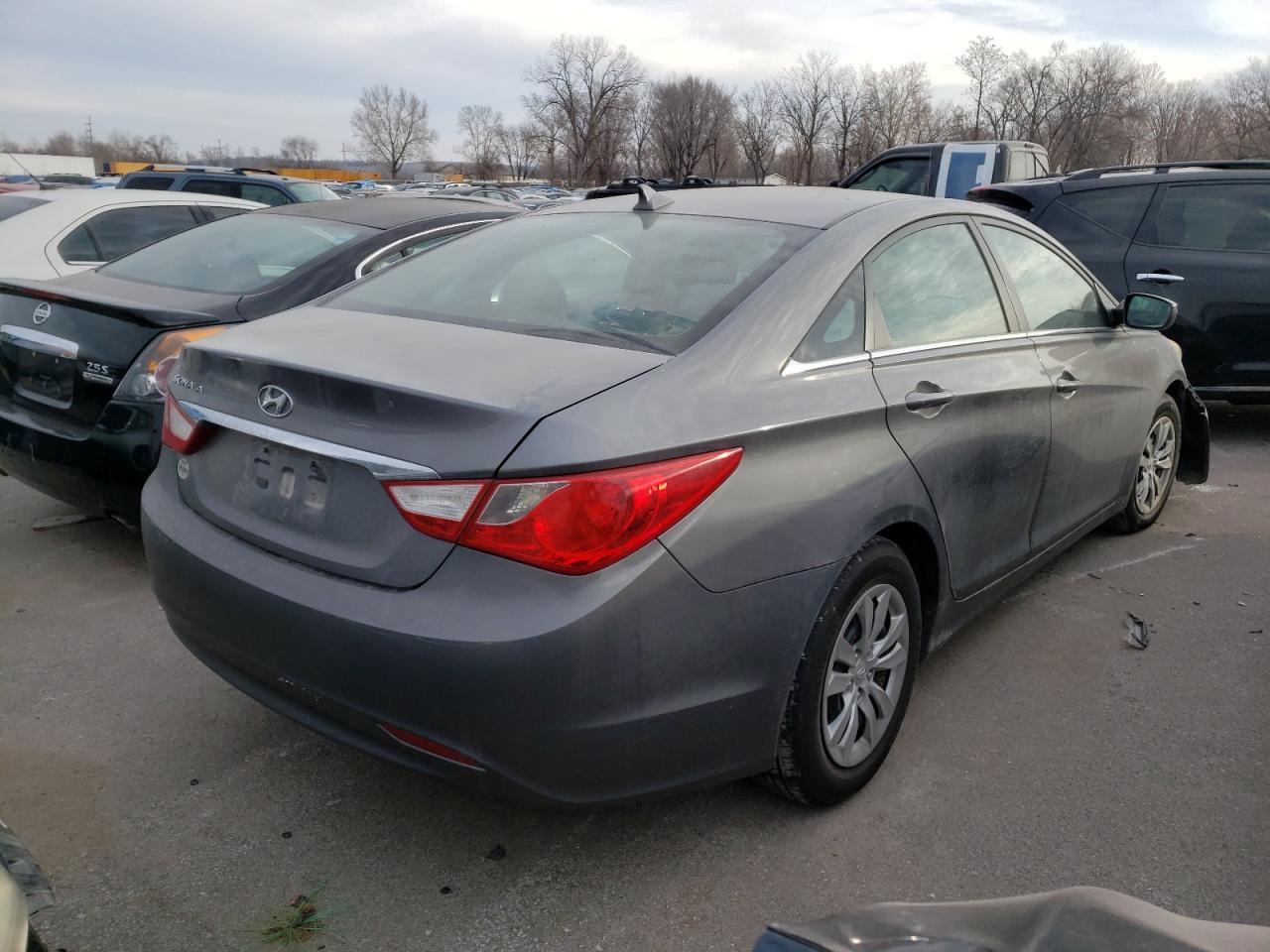 Photo 4 from auction – 2011 HYUNDAI SONATA GLS with VIN 5NPEB4AC9BH288168