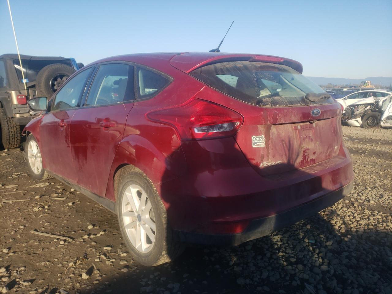Photo 3 from auction – 2017 FORD FOCUS SE with VIN 1FADP3K2XHL231811