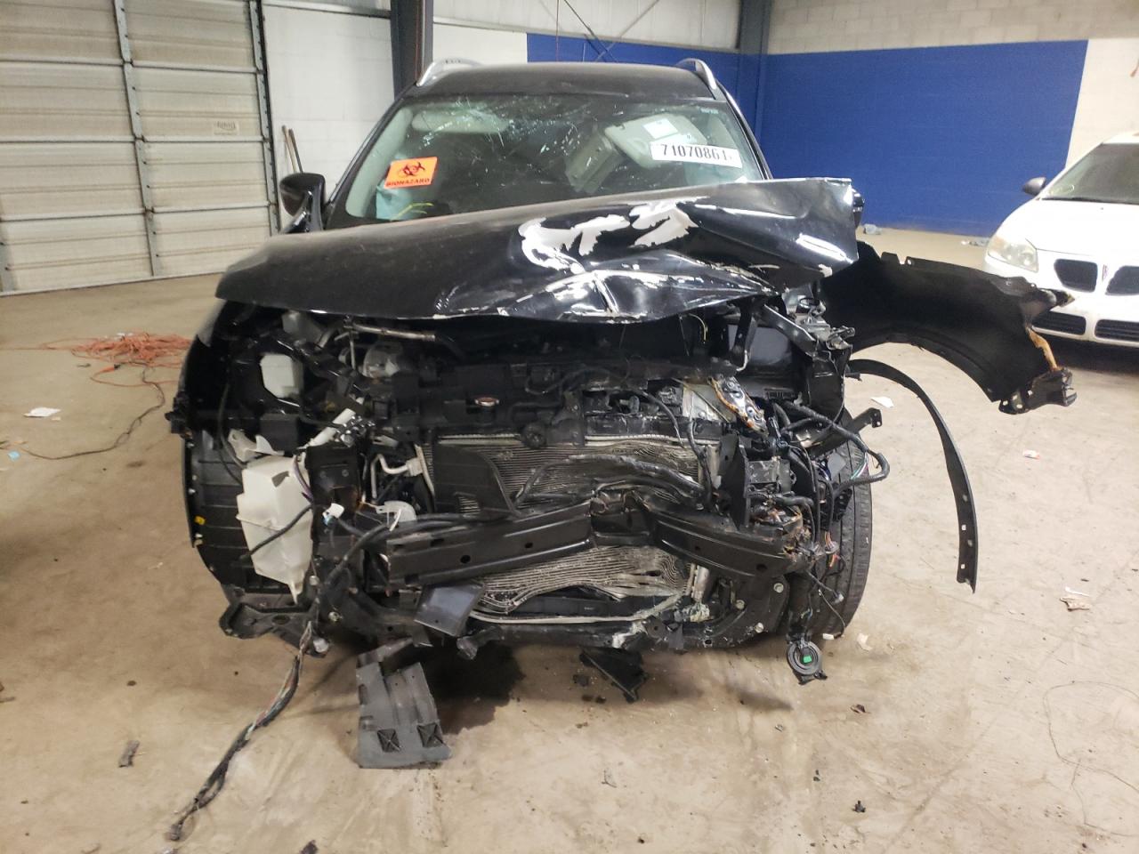Photo 9 from auction – 2016 NISSAN ROGUE S with VIN KNMAT2MV5GP710820