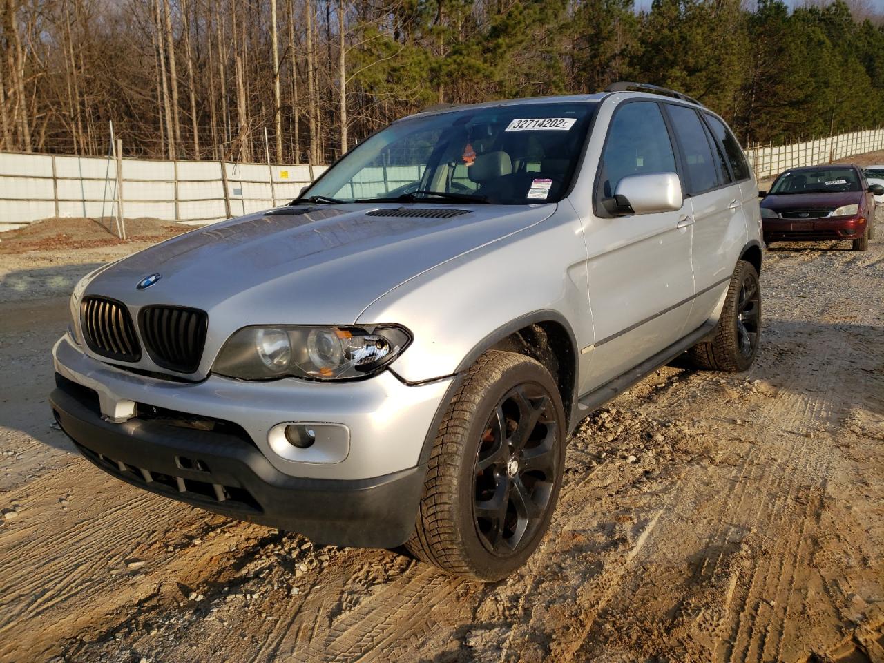Photo 2 from auction – 2006 BMW X5 3.0I with VIN 5UXFA13526LY27119