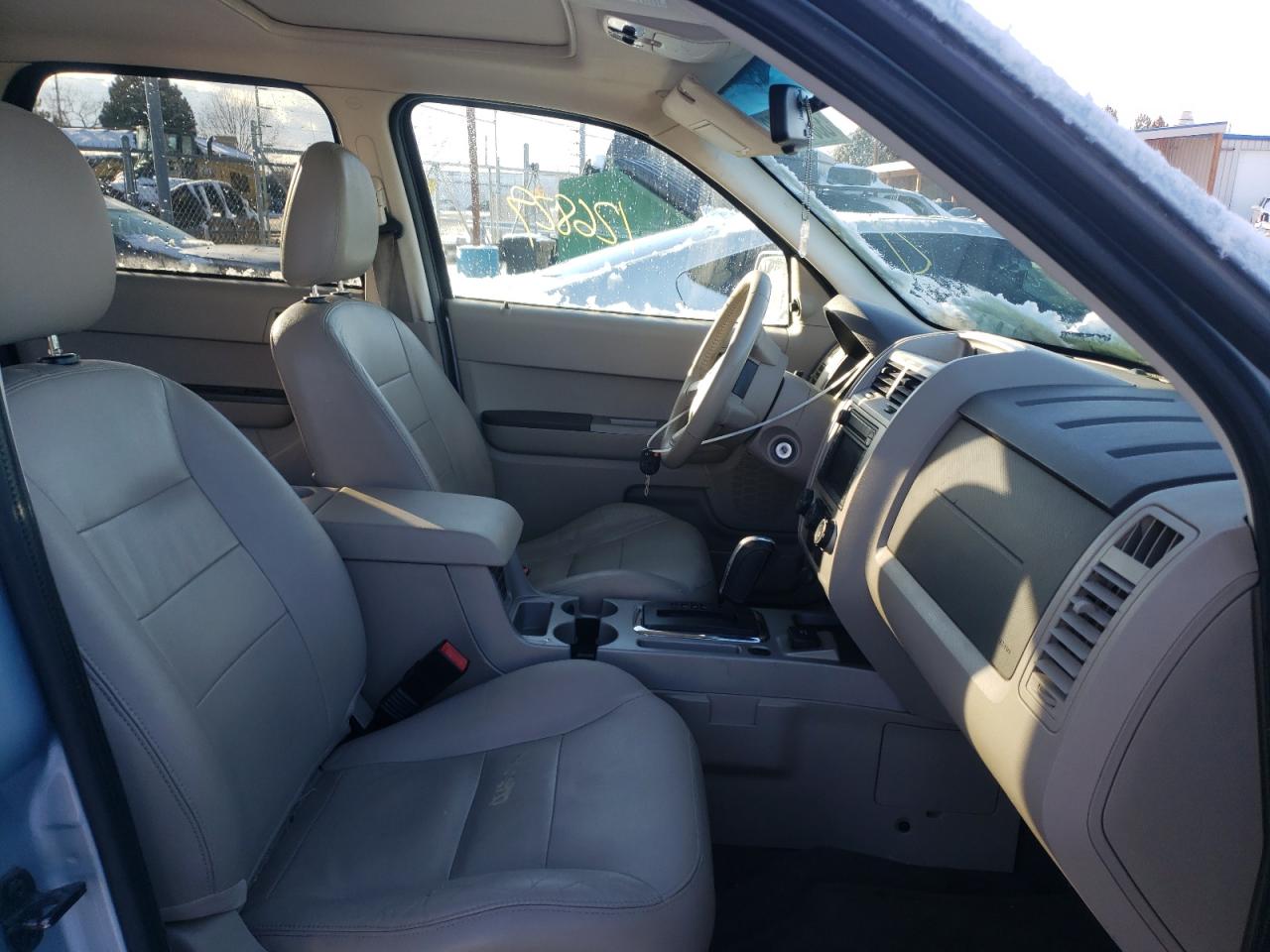 Photo 5 from auction – 2008 FORD ESCAPE HEV with VIN 1FMCU59H38KE45402